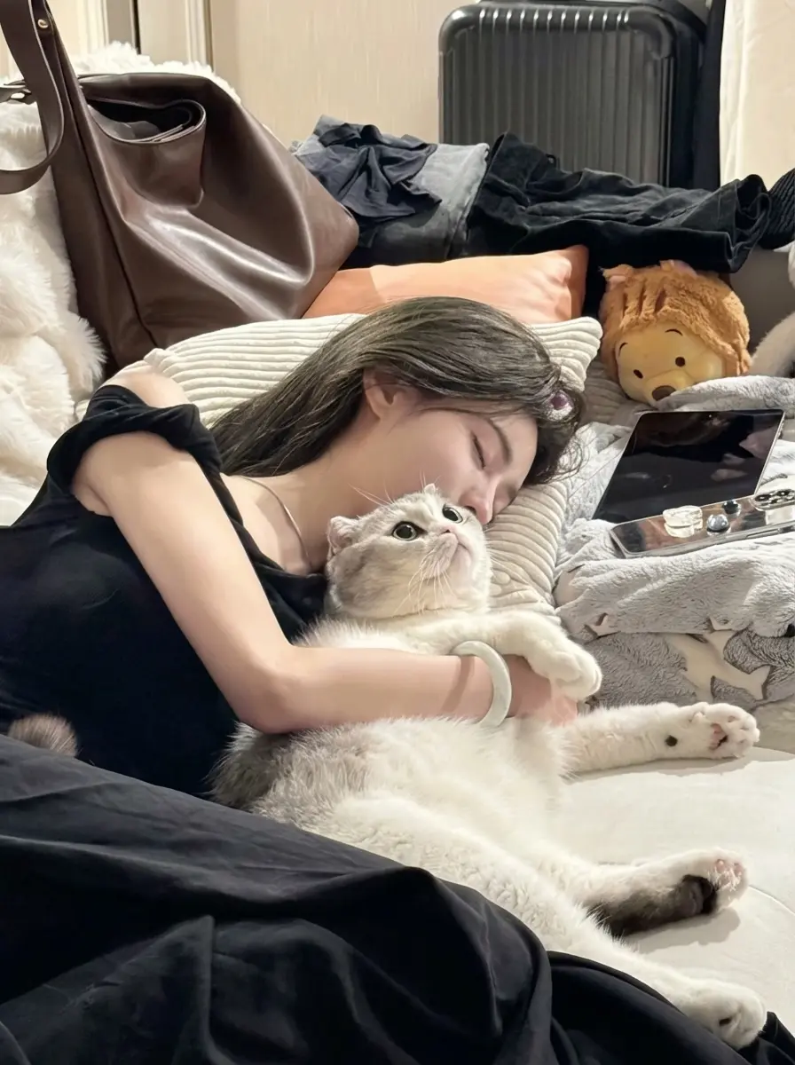 Thumbnail of Peaceful life with innocent wife