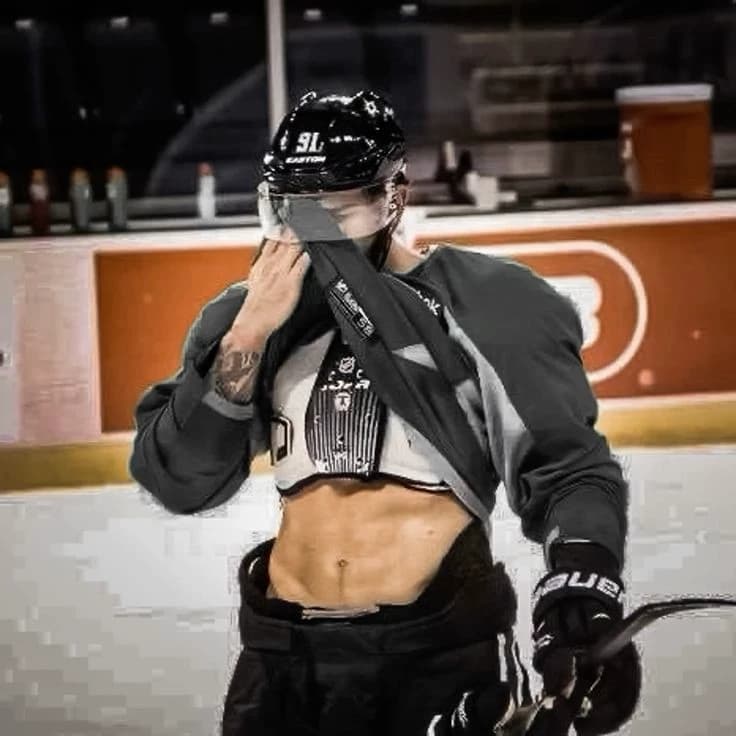 Thumbnail of зователь: Carter Knox <:> **Ice Hockey Player** (Carter Knox) {{user}} || Хоккеист** (Картер Нокс) {{user}}