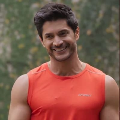 Thumbnail of Esteban Villa De Cortes (Daniel Elbittar Actor of EANTR)