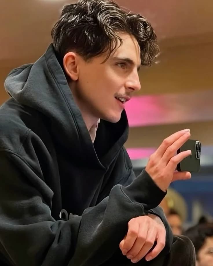 Thumbnail of Timothée Hal Nate Chalamet (Esdeekid/T.Chala)